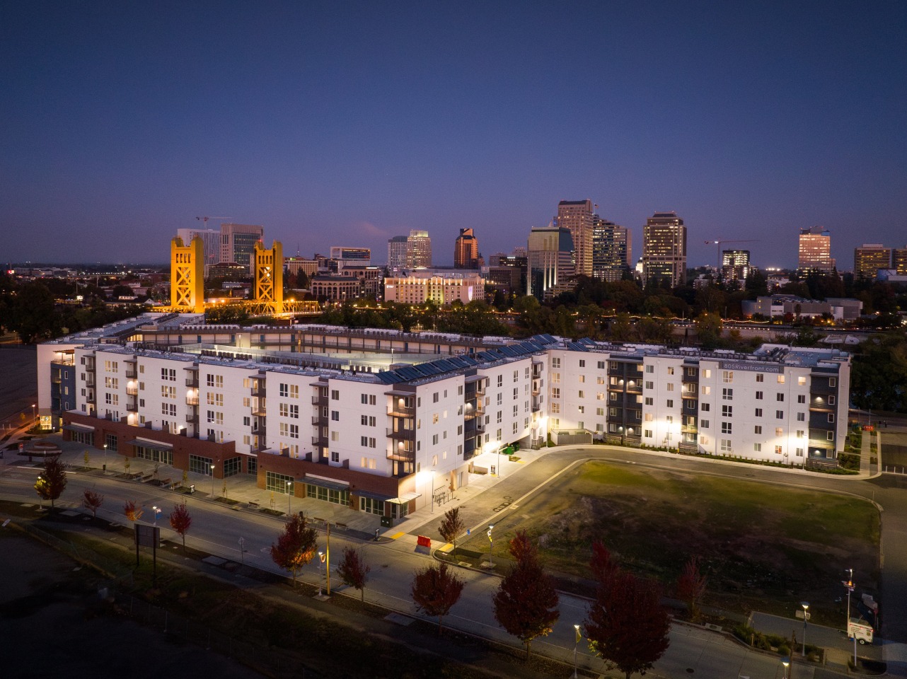 805 Riverfront Image 4