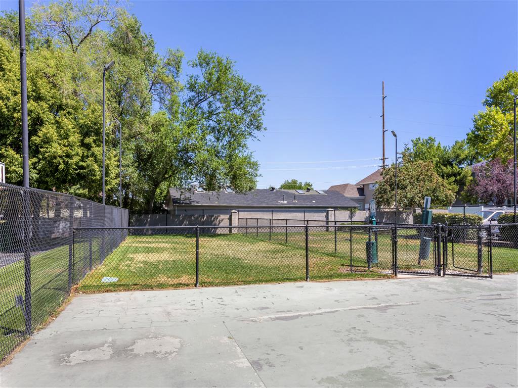 James Pointe Apartments Image 185