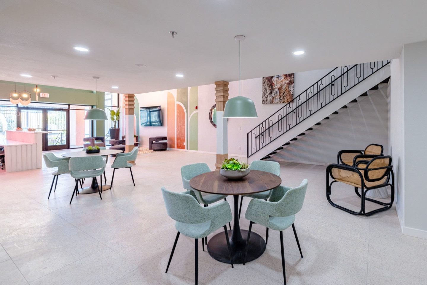 Alma Apartments Image 9