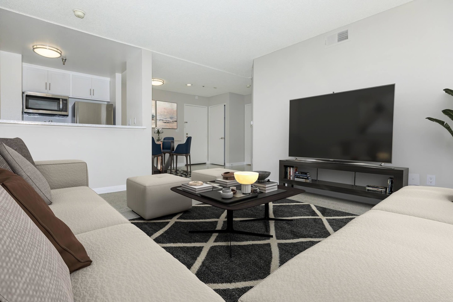 Pasadena Park Place Apartment Homes Image 19