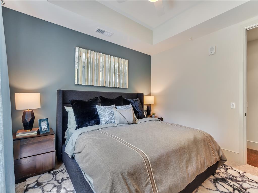 Preston Hollow Village Image 30