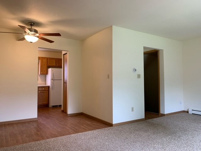Arrowhead Apartments and Townhomes Image 7