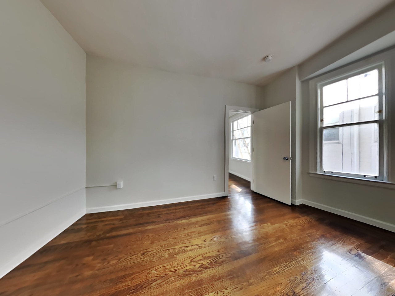 347 Eddy St. Image 6