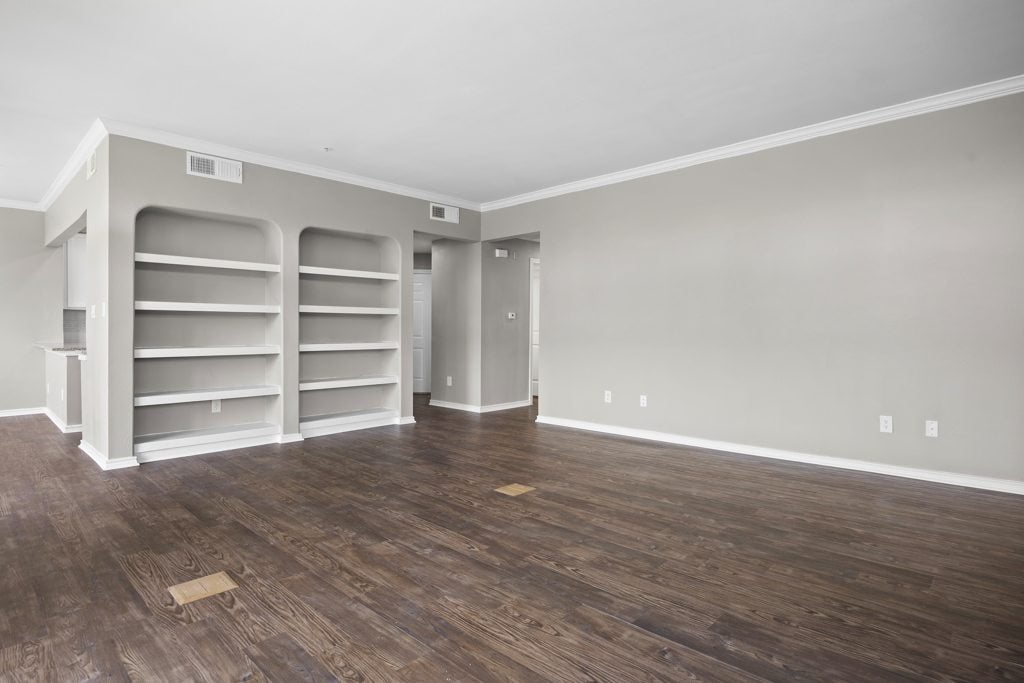 Waters Edge Apartment Homes Image 31