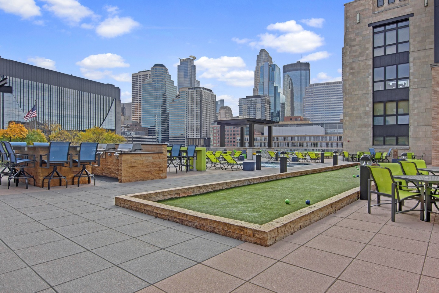 222 Hennepin Image 17