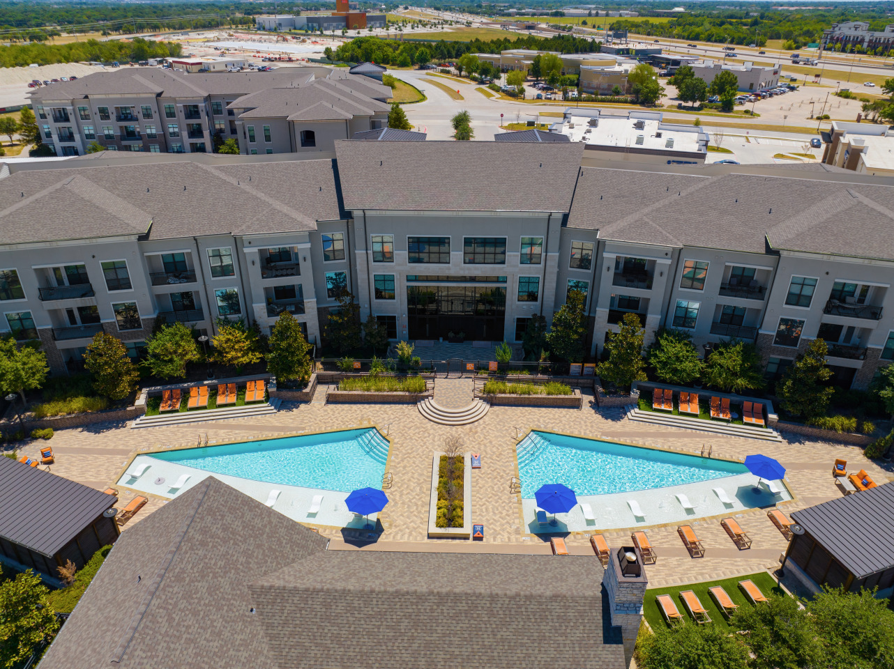 The Hendry Apartment Homes Image 4