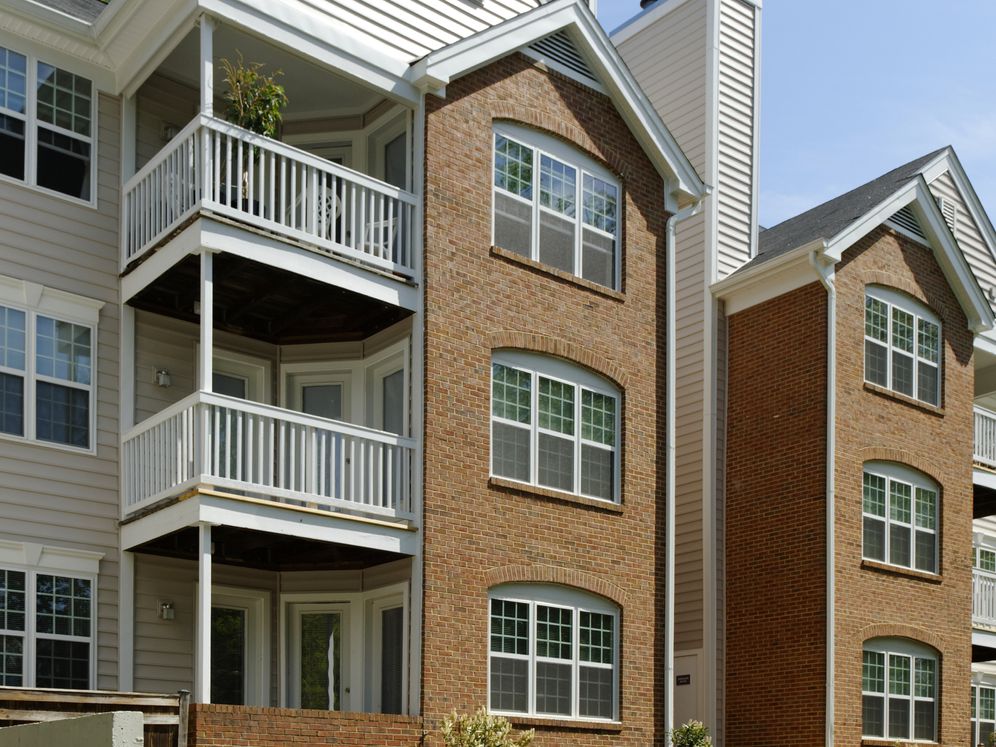 eaves Fairfax City Image 30