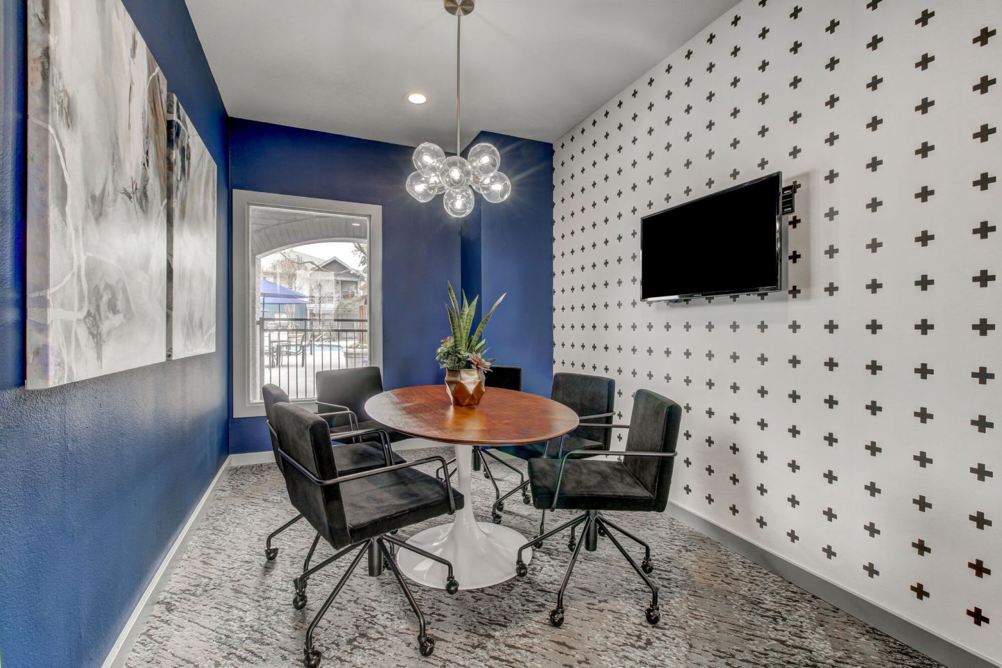 NOAH Apartments Image 11