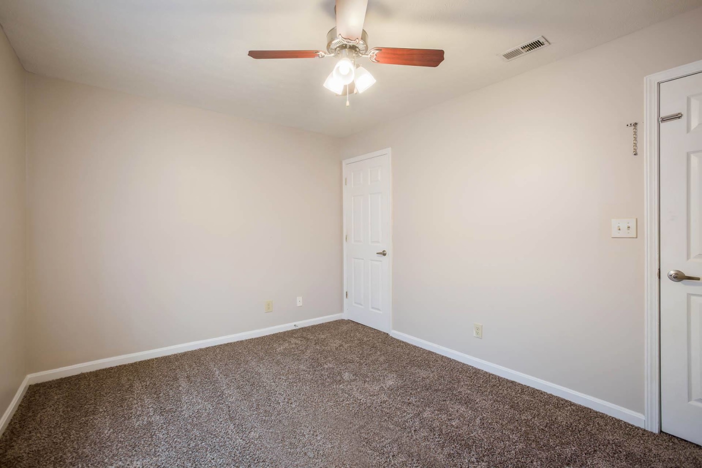 Park Place Apartments Image 12