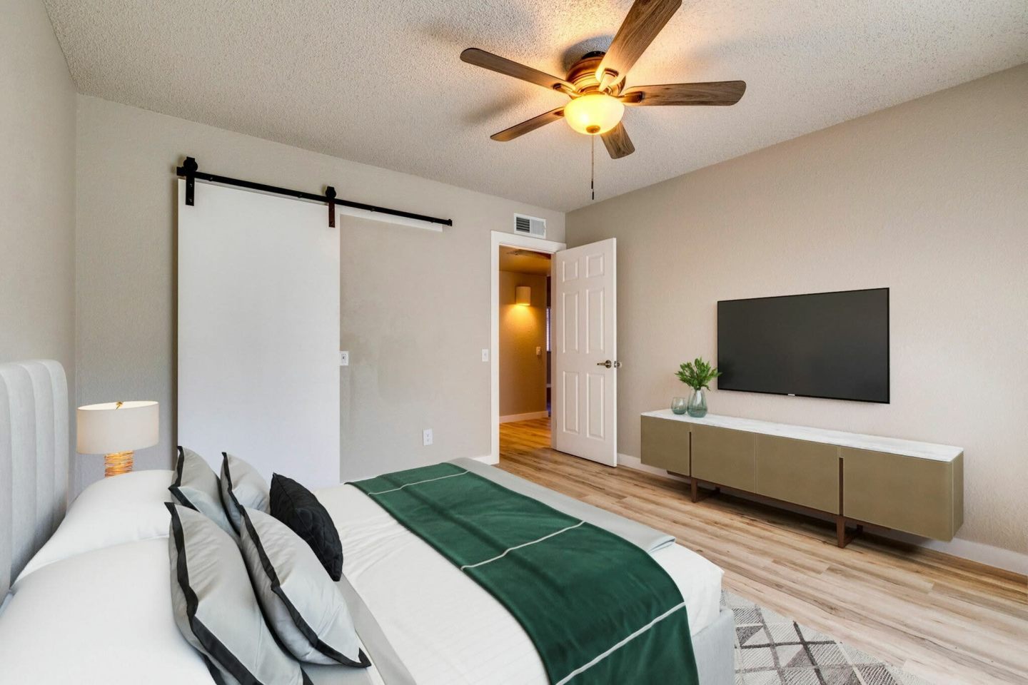 The Monica Apartments Image 13