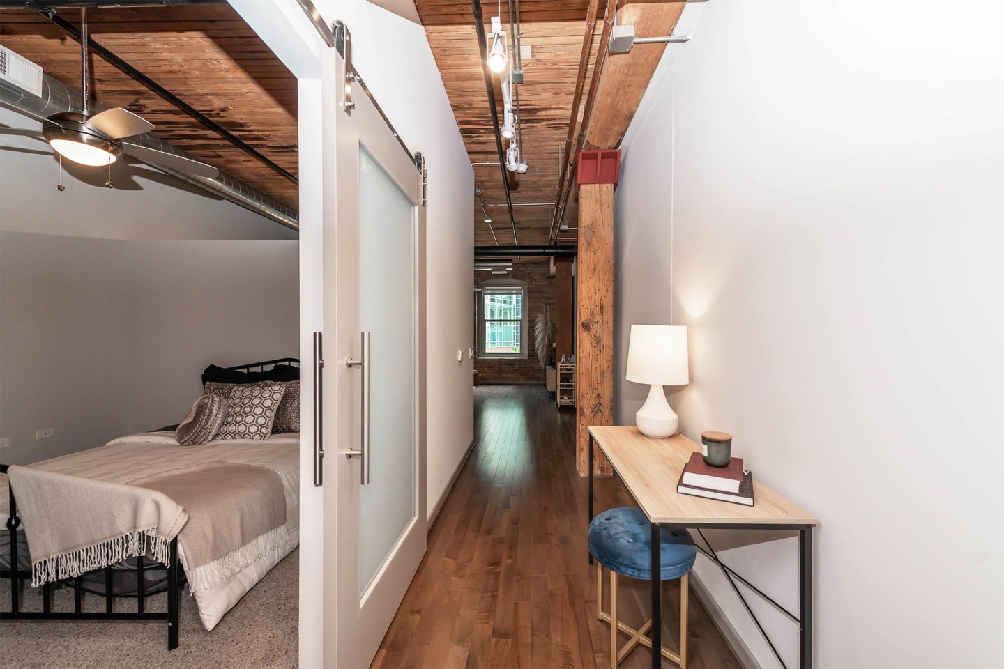 Lofts at River East Image 26