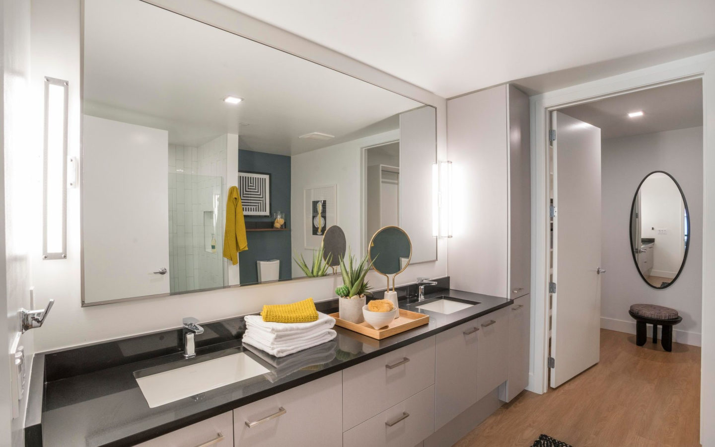 Shift Apartments Image 14