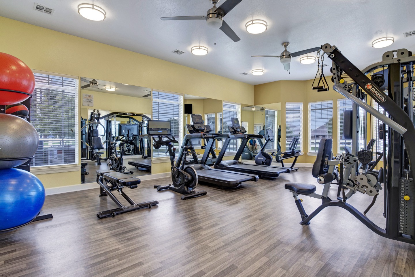 Harbin Pointe Apartment Homes Image 26