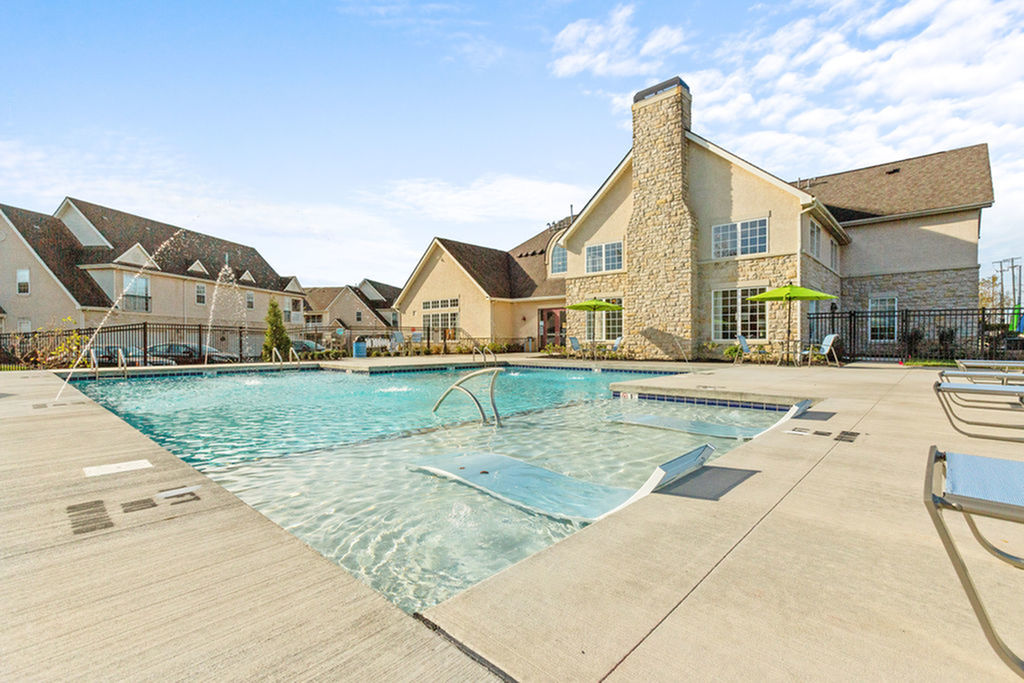 Marble Cliff Commons Image 42