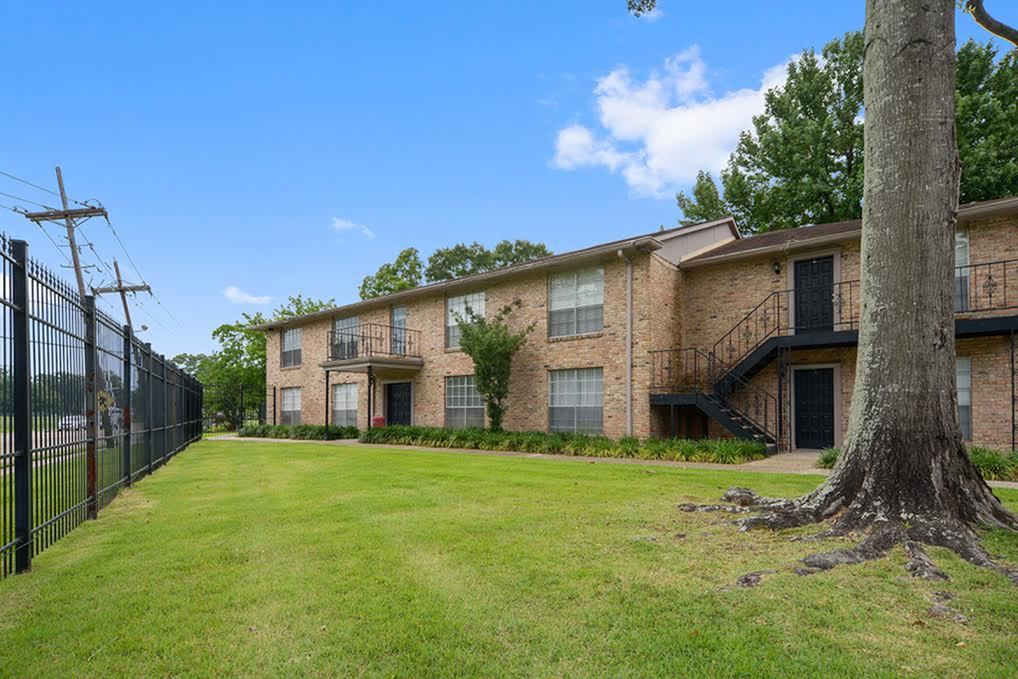 Ole Towne Image 12