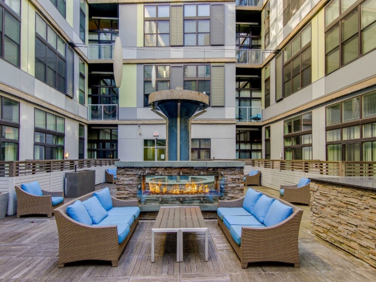 520 Park Image 23