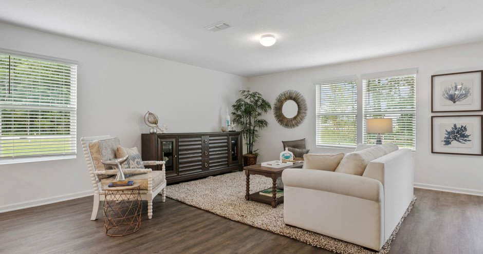 Loggia Pointe Image 7
