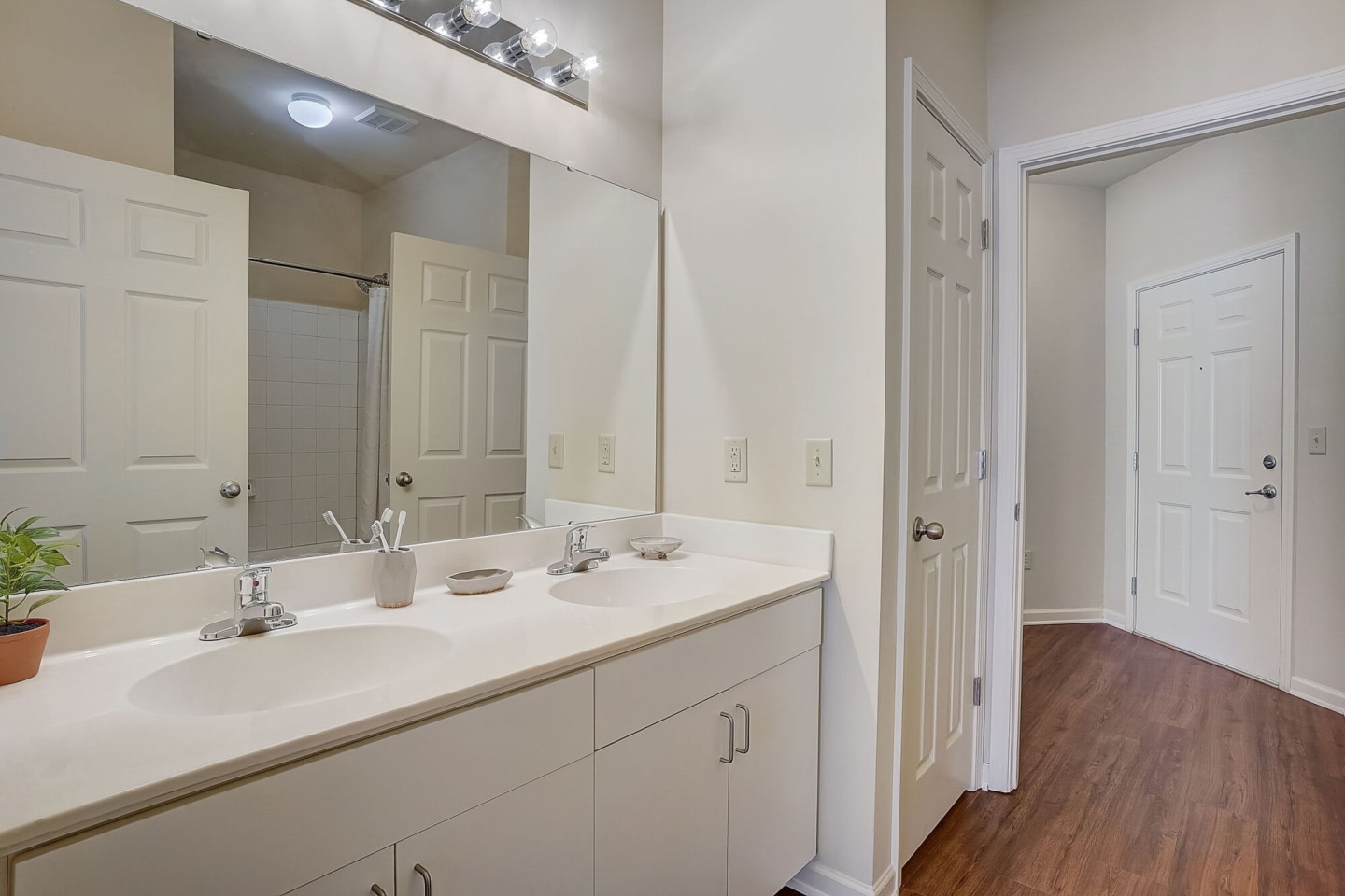 Providence Park Apartments Image 34