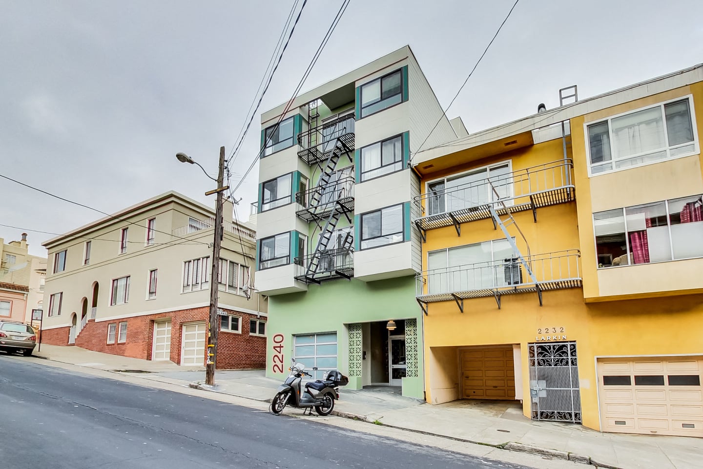2240 LARKIN Street Image 13