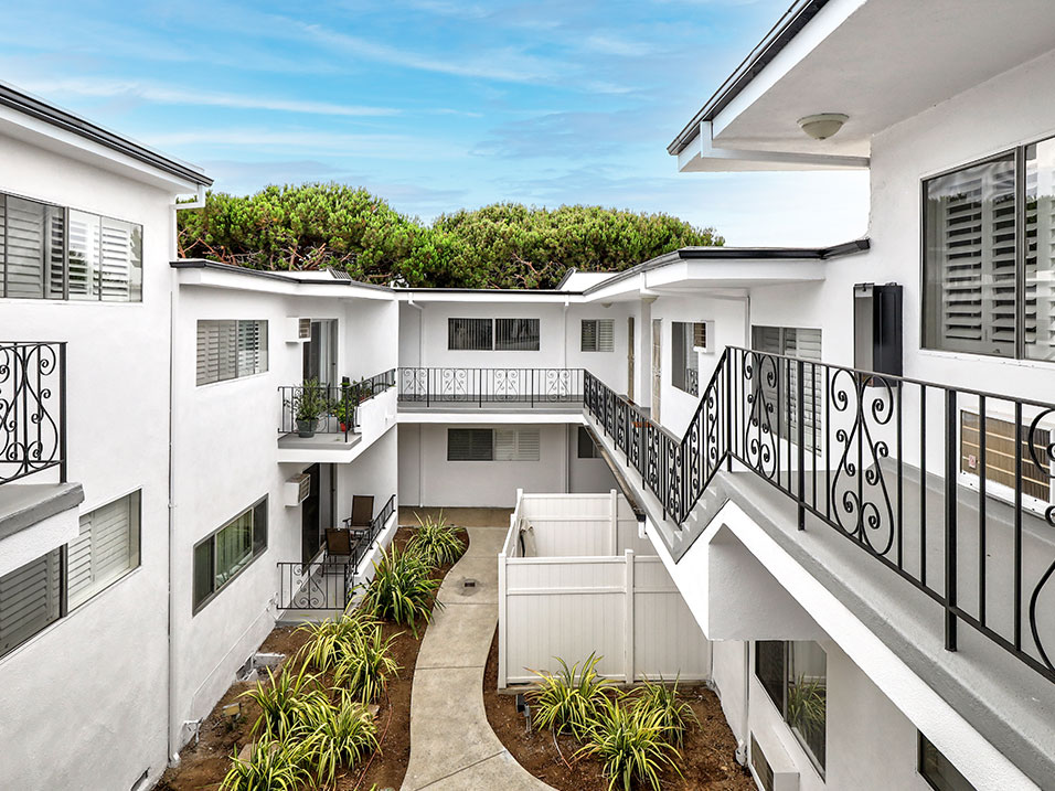 National Apartments Image 15