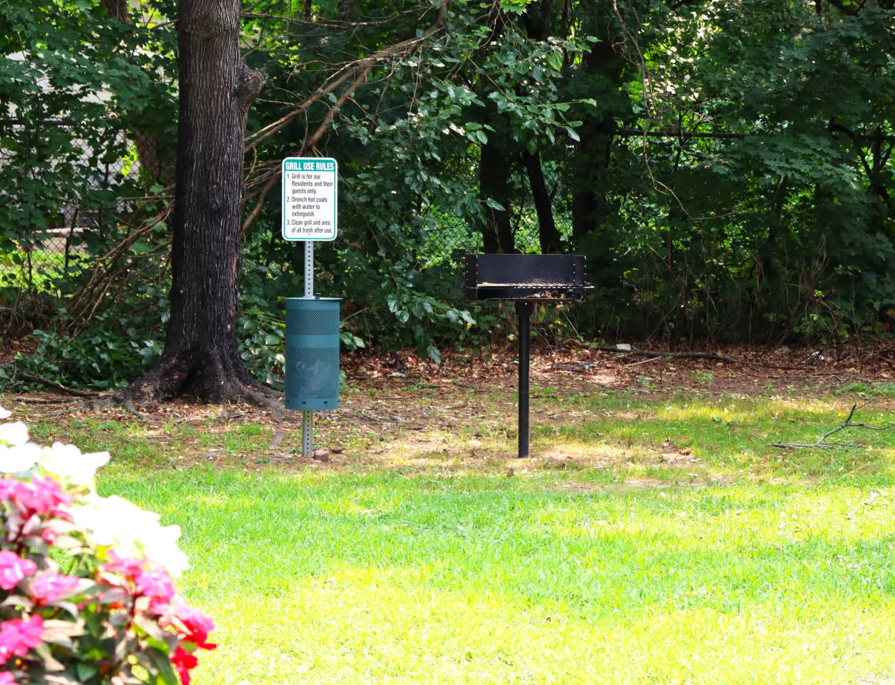 Edgewater Manor Image 10