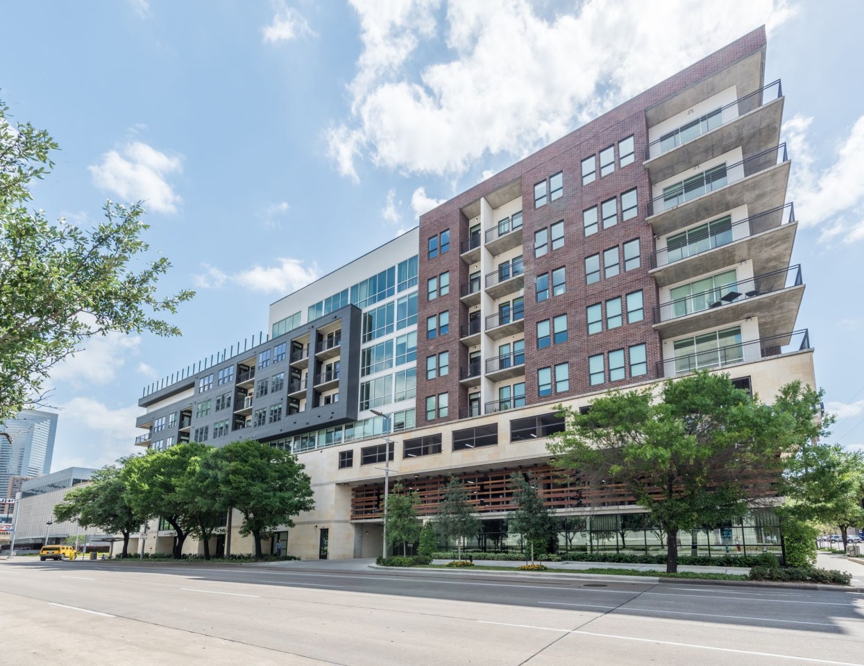 Eighteen25 Downtown Image 12