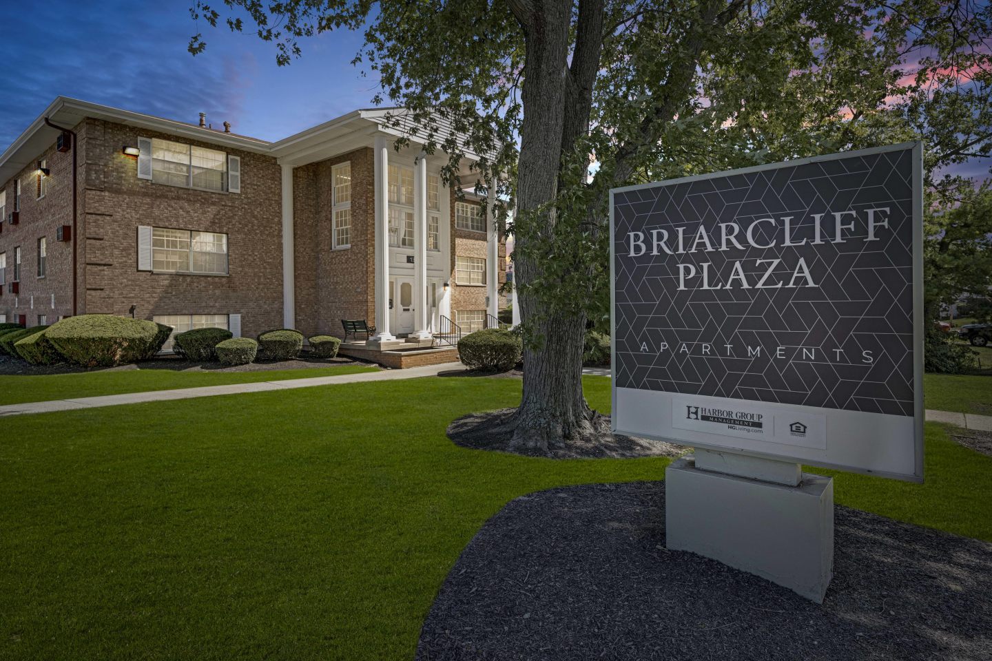 Briarcliff Plaza Image 21