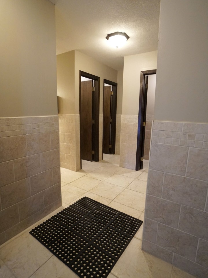 Bellows Court Image 19
