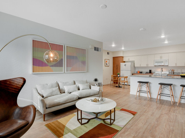 Showboat Park Apartments Image 1