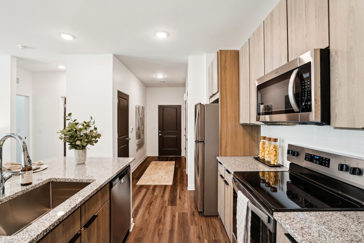 The Pullman Luxury Apartment Homes Image 111