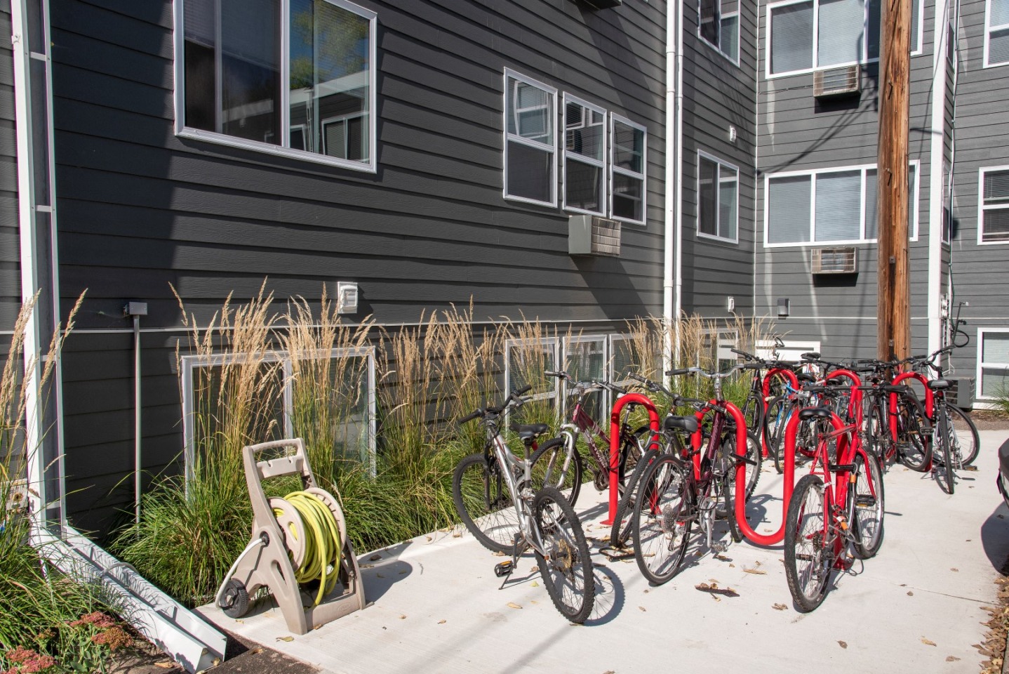 410 Apartments Image 13