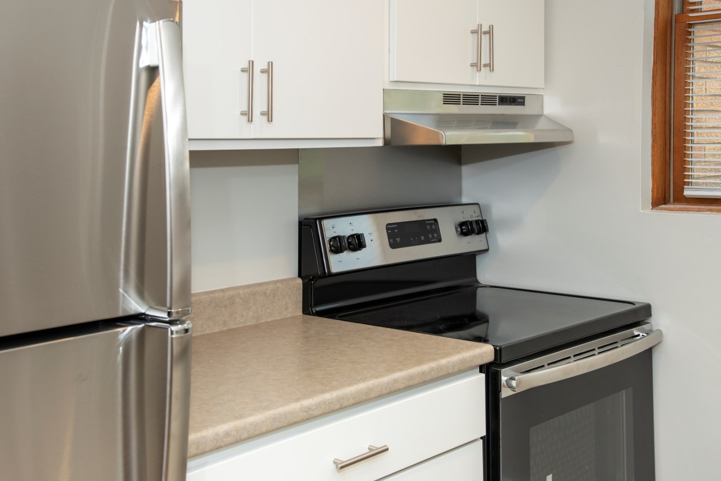 South Highland Apartments Image 15