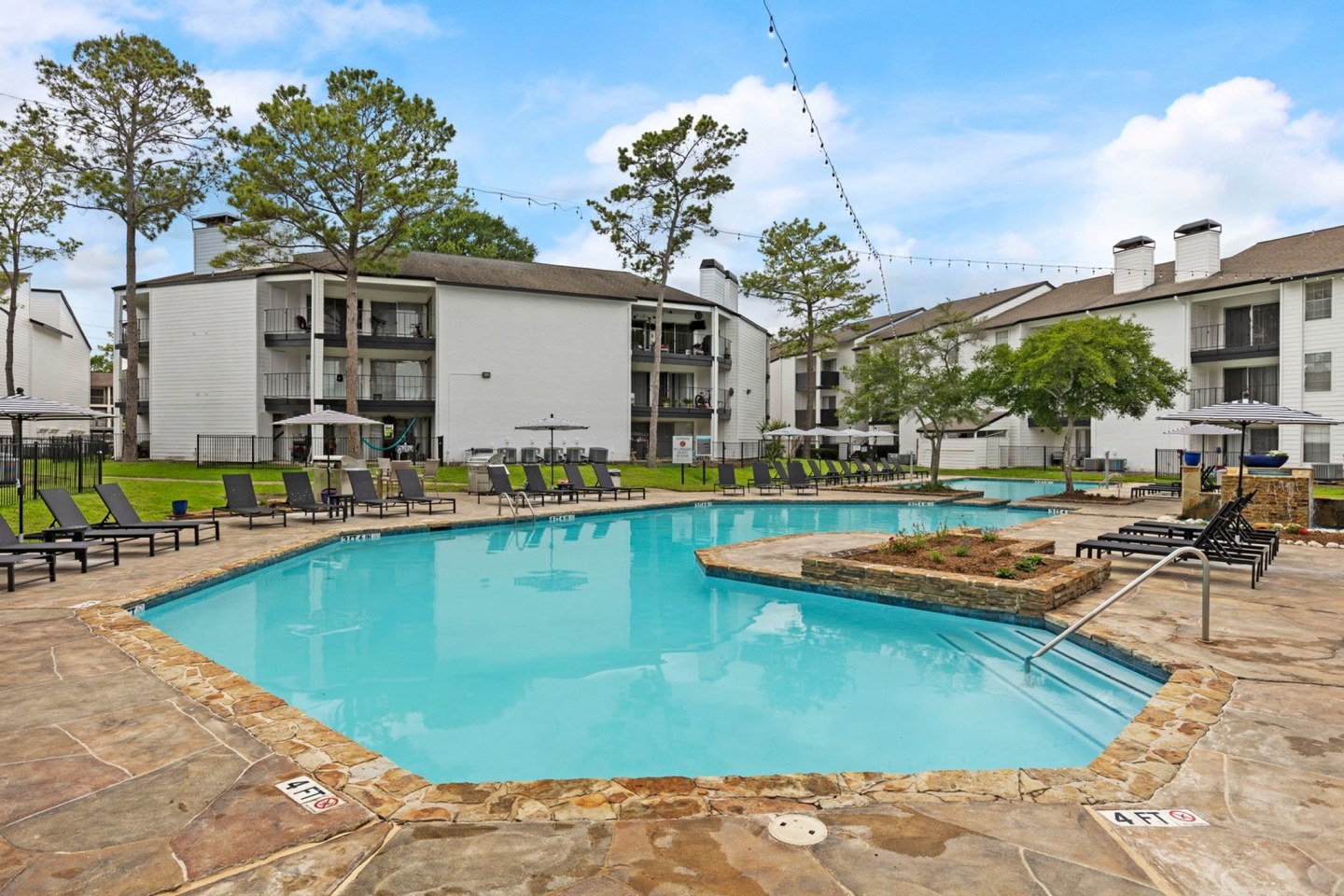 LXMI Westchase West Image 15
