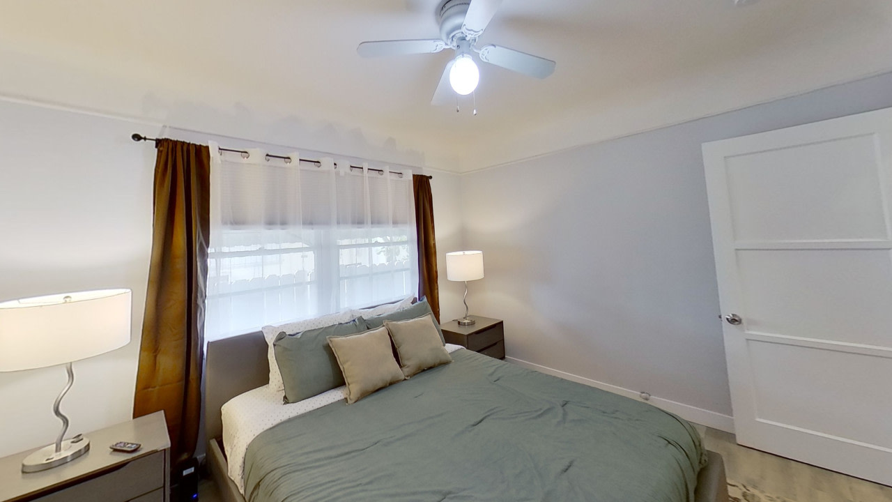 Kling Front Image 63