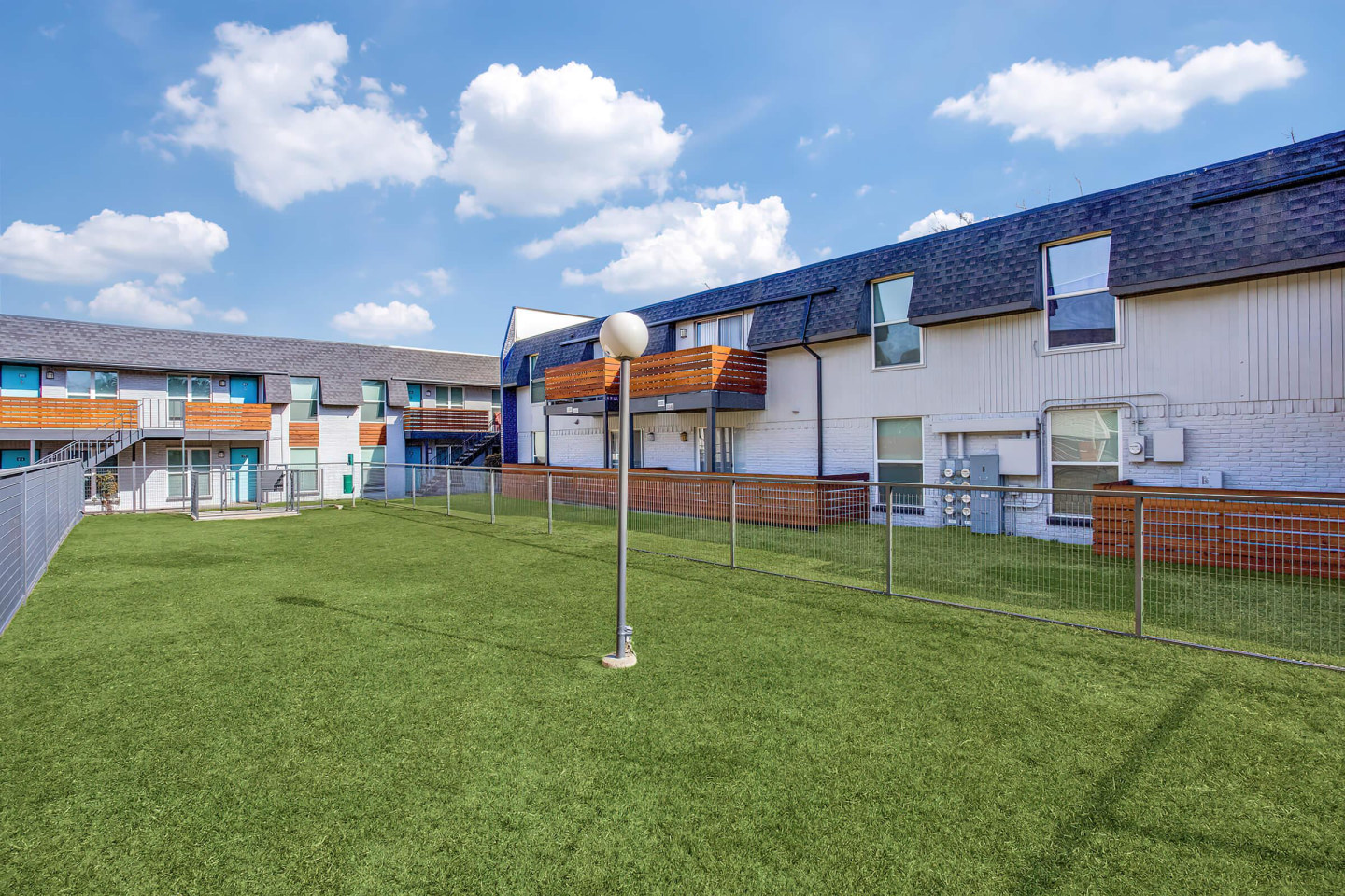 Fleetwood Apartment Homes Image 6