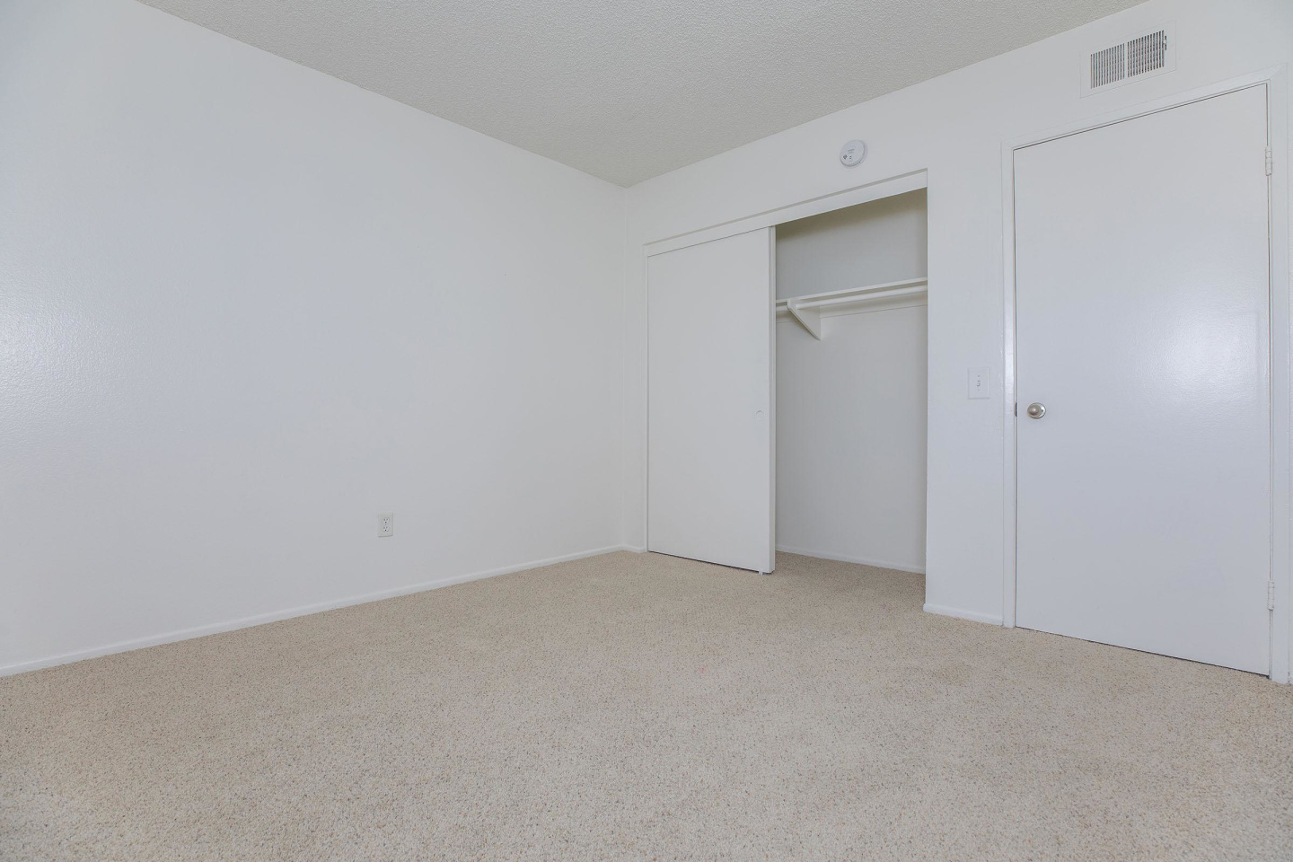 Belinda Apartment Homes Image 36