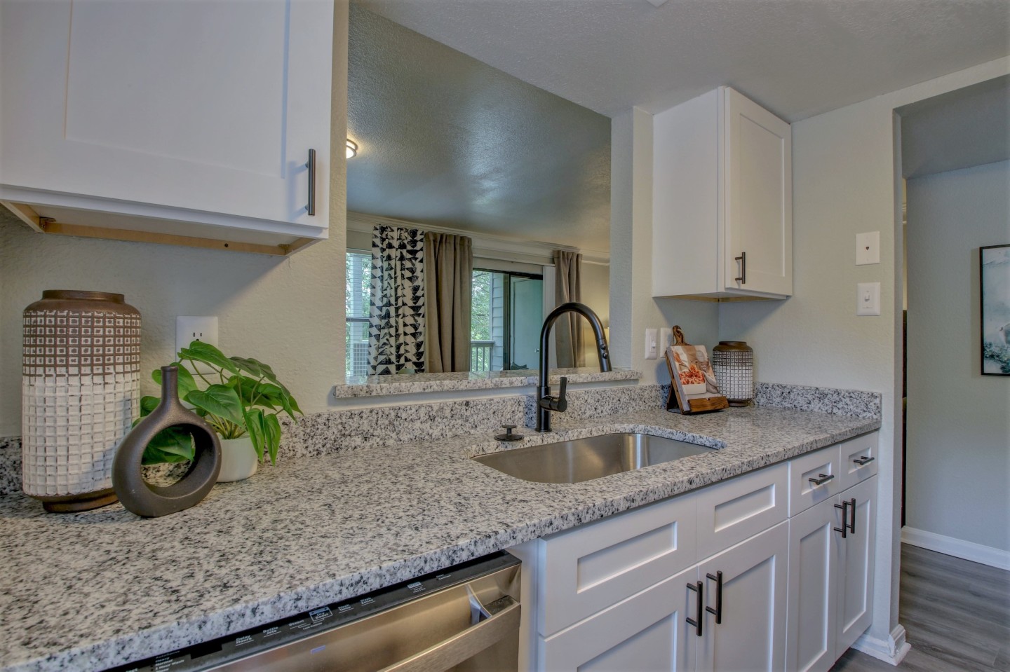 Muse Apartments Image 17