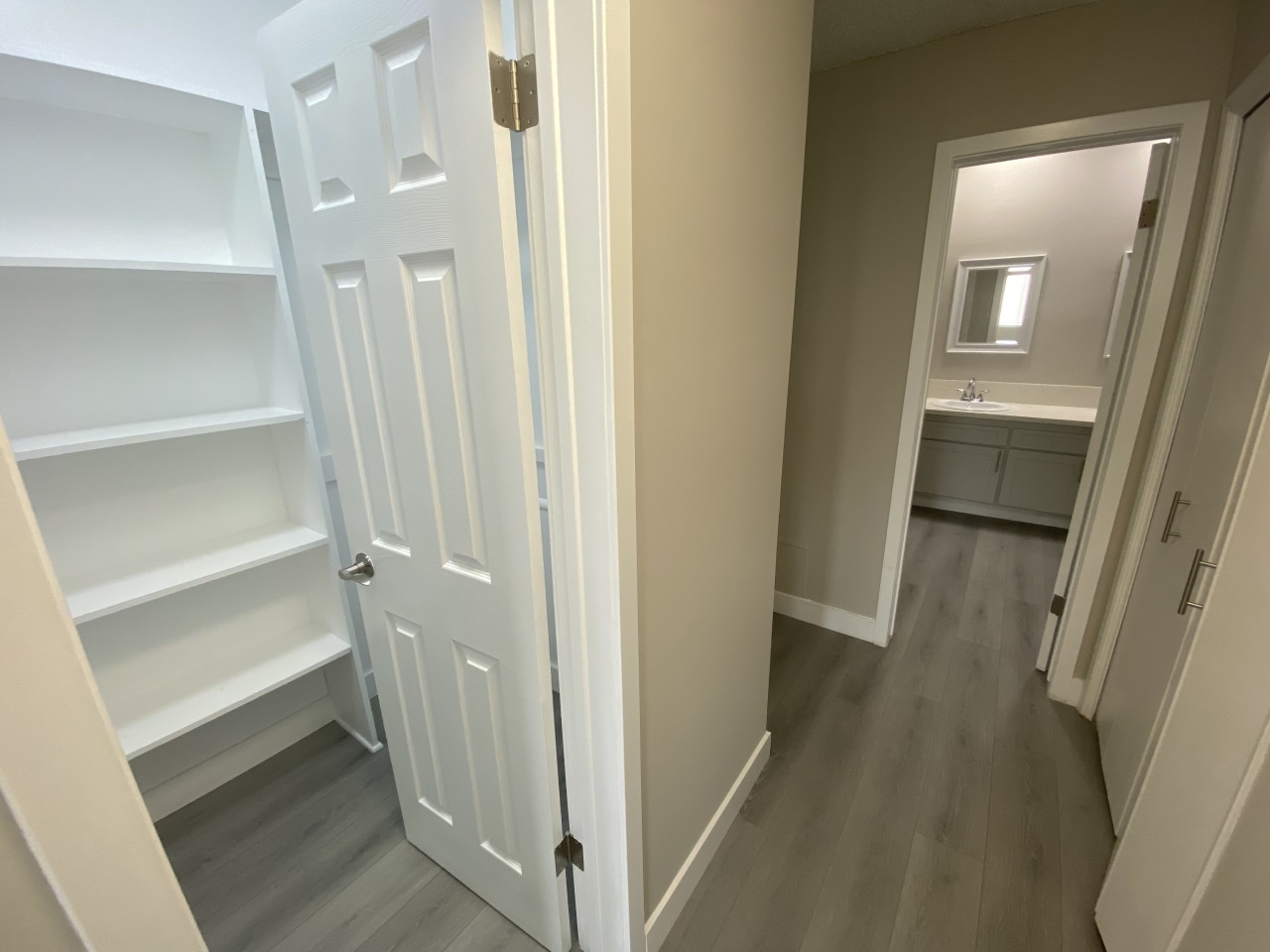 The Brentwood Collection Image 6