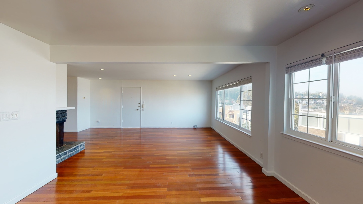 1040 Ashbury Street Image 3