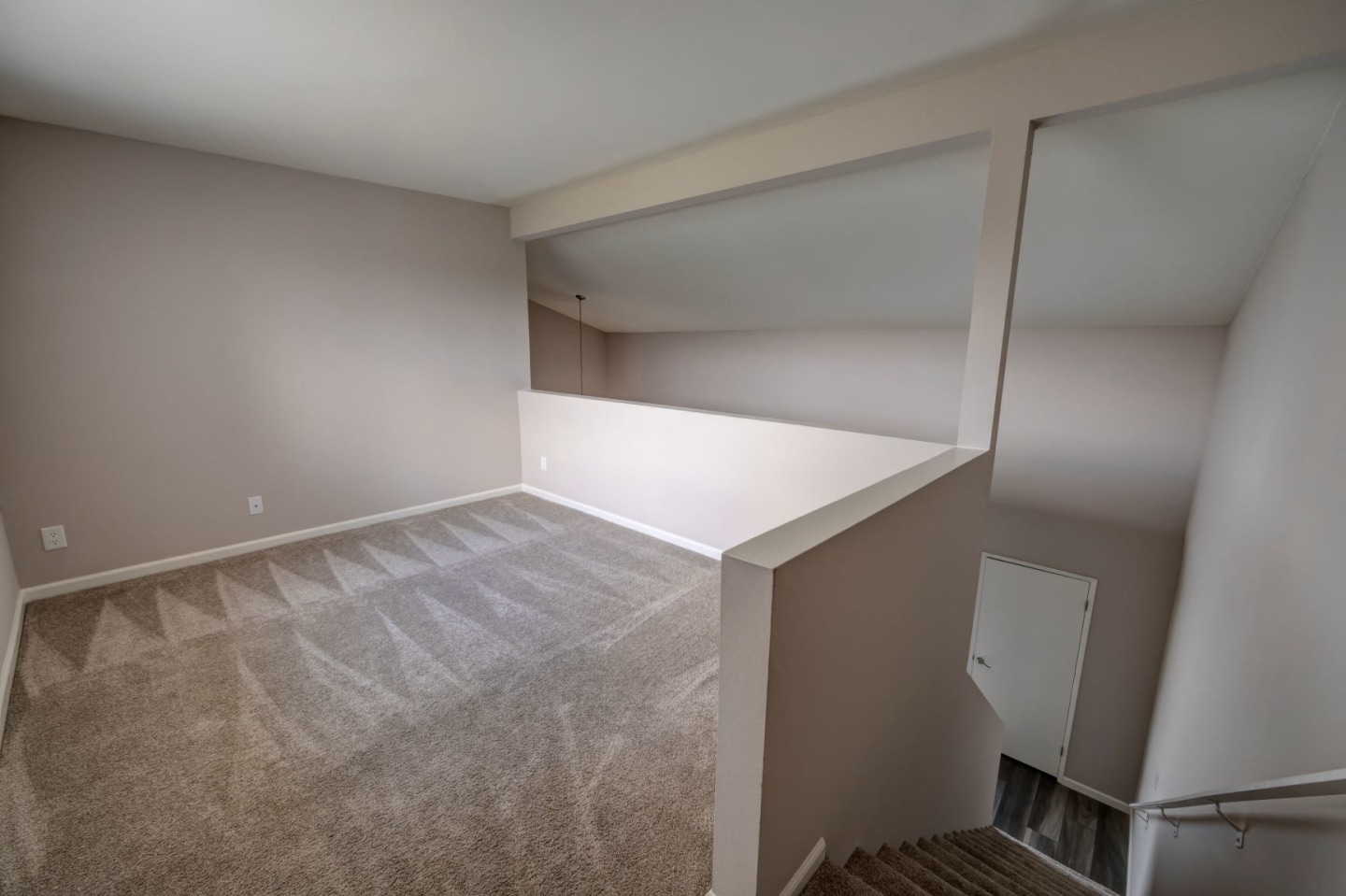 Encino Garden Image 12