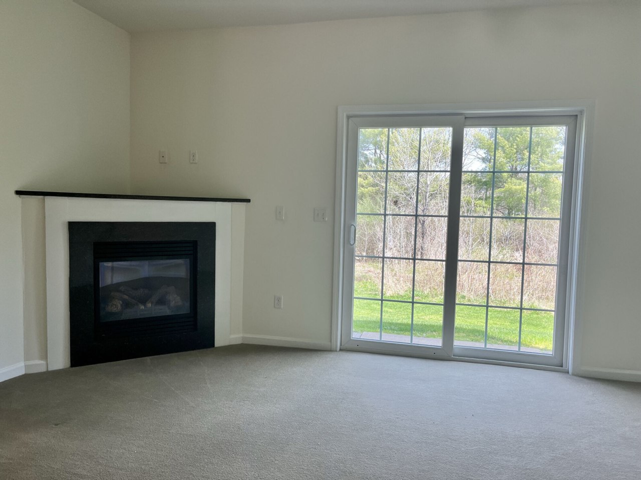 Ridgeview Townhomes and Apartments Image 15