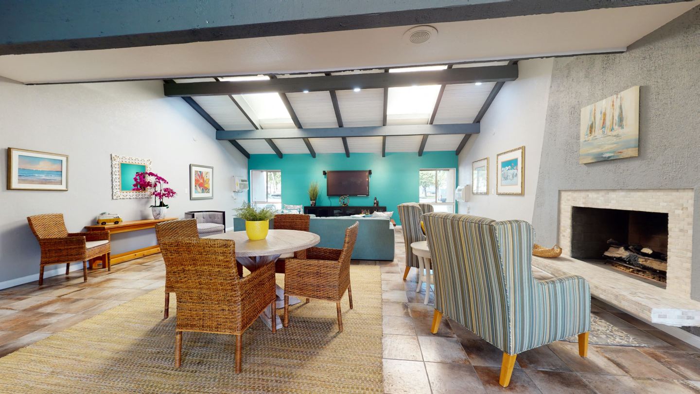 Newport Village Image 39