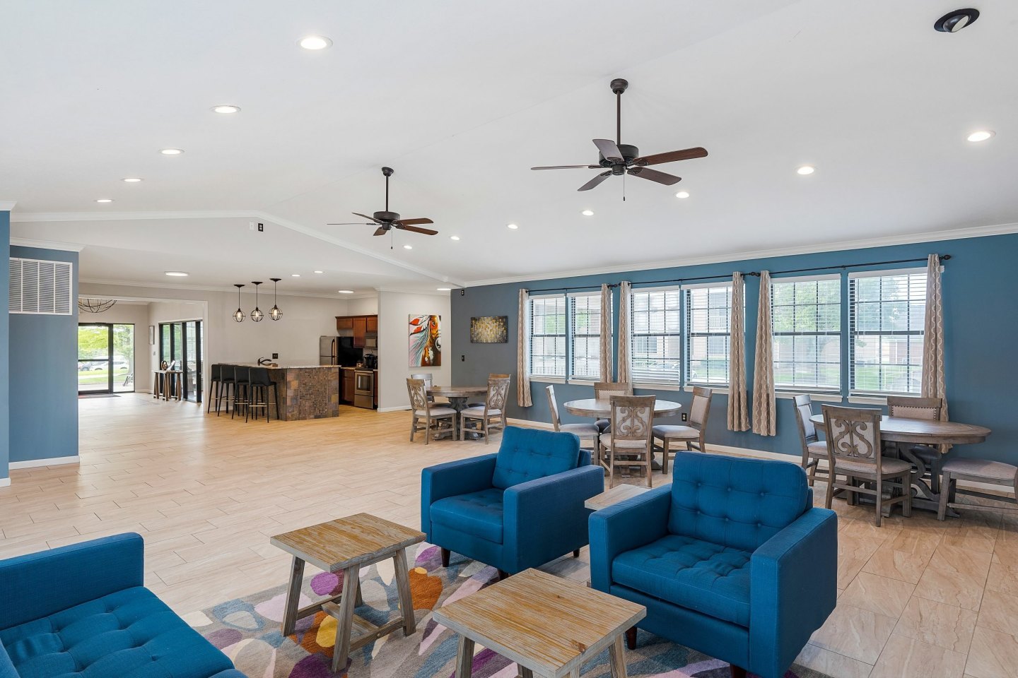 Burlington Oaks Image 19