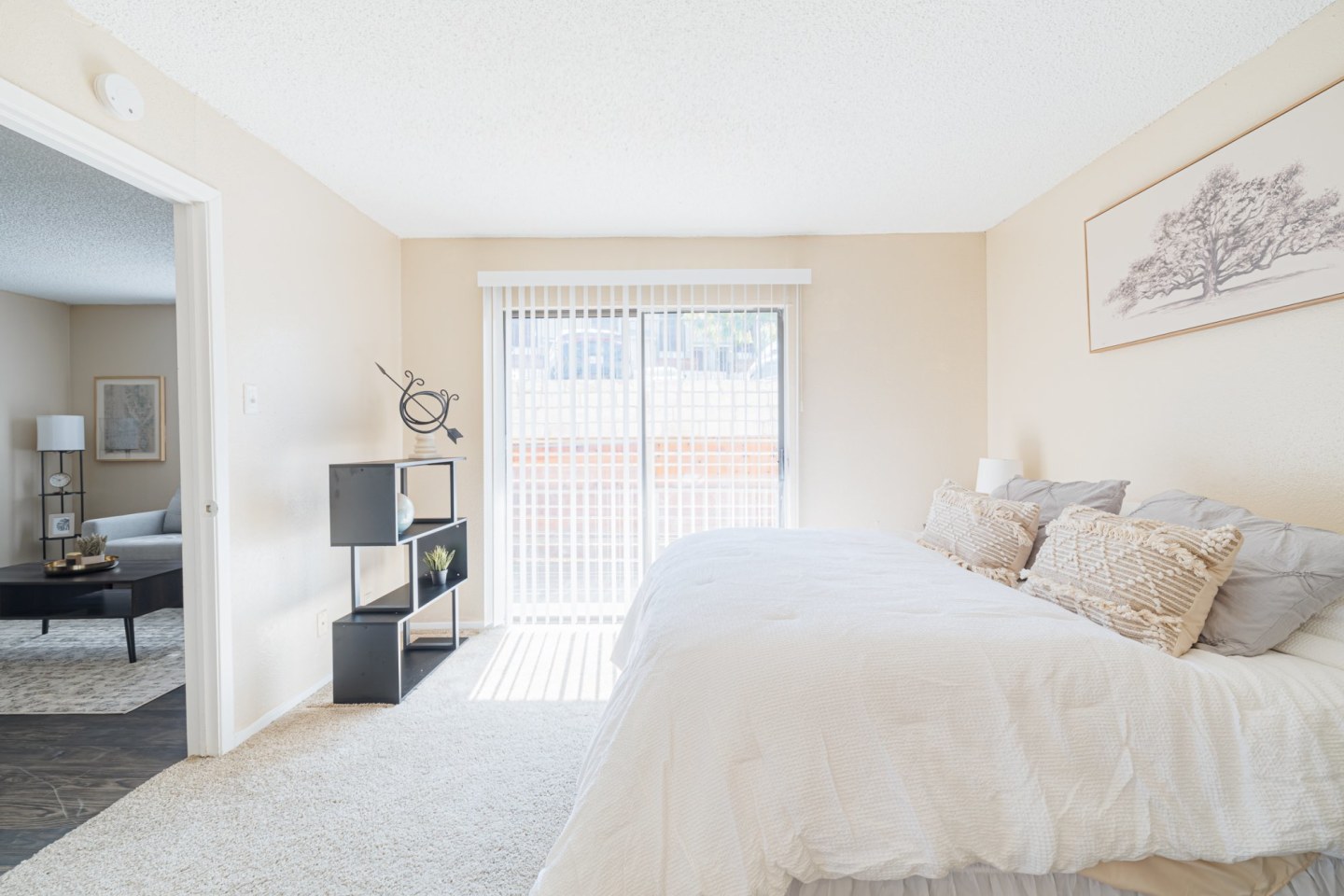 High Point Village Apartments Image 13