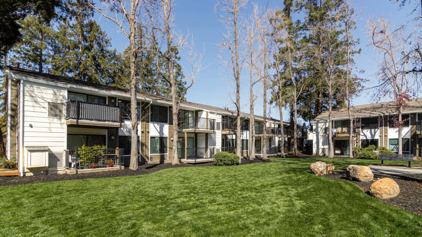 Lorien Ivy Apartments Image 4