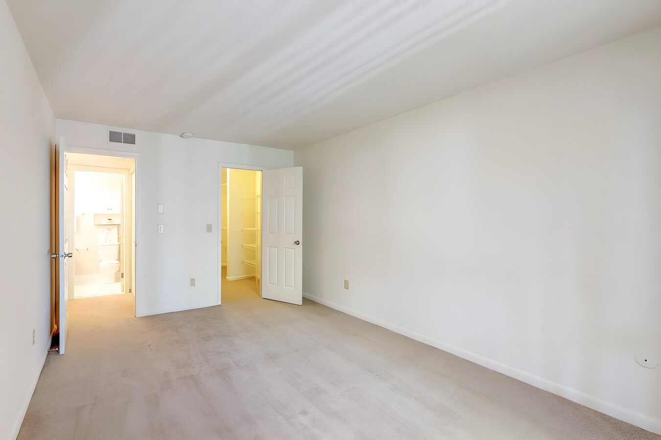 Regency Park Apartments Image 26