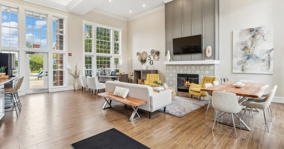 Stratford Green Apartment Homes Image 11