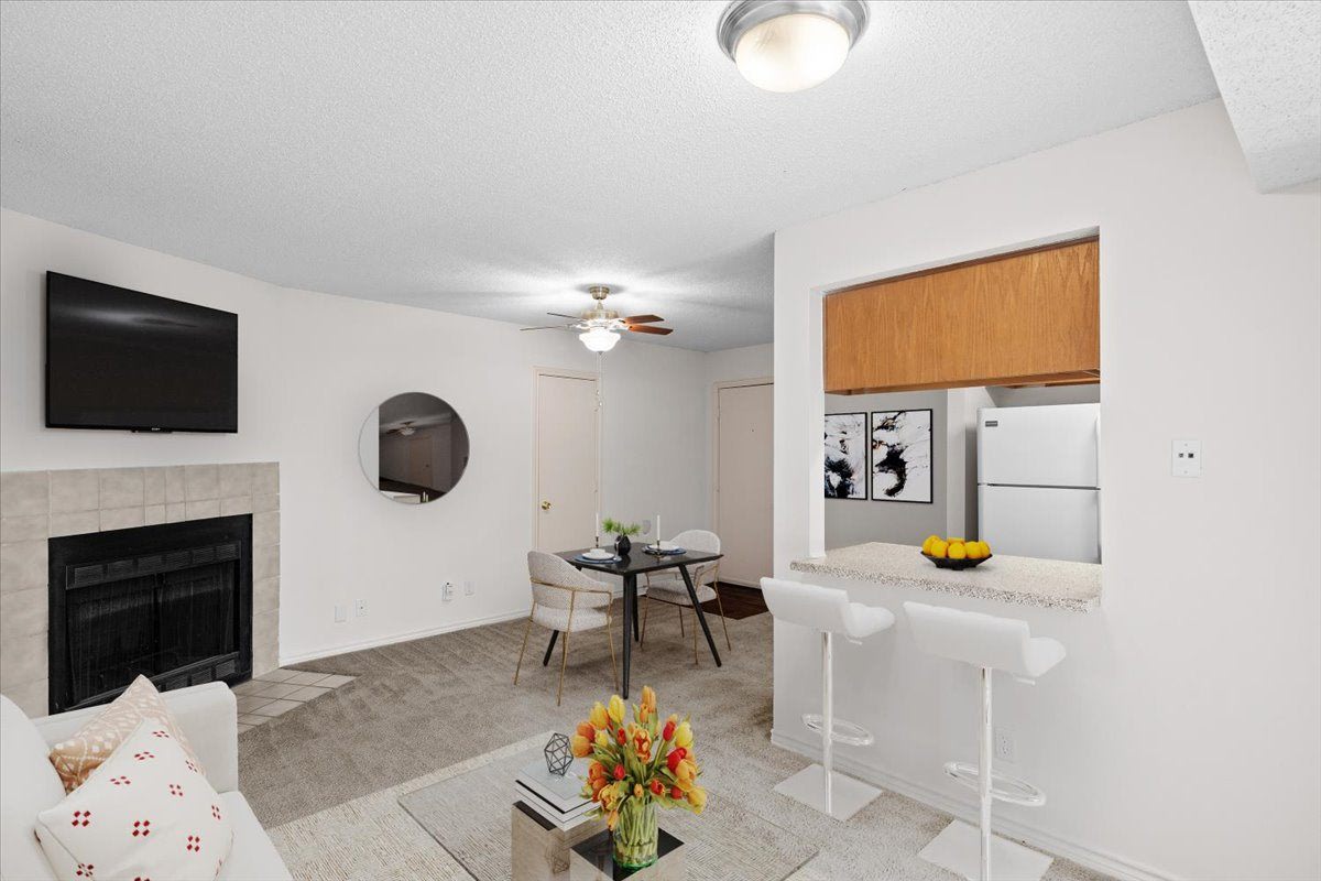 Wind River Lodge Apartments & Townhomes Image 12