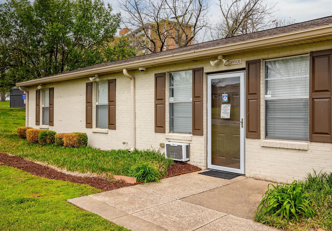 Dupont Avenue Apartments Image 20