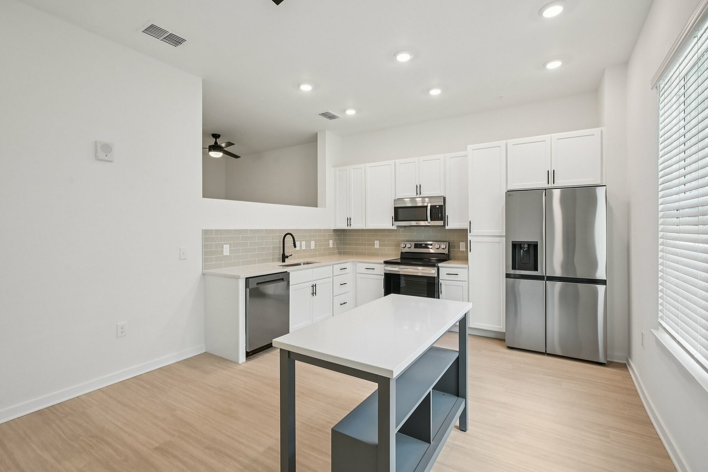Evelyn City Lofts Image 16